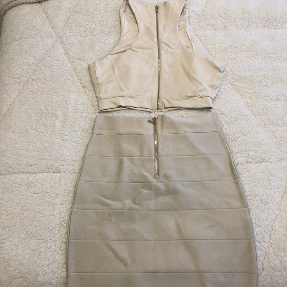 **matching set** - Picture 2 of 3